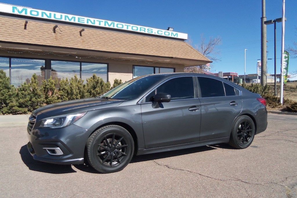 2018 SUBARU Legacy 2.5i Premium AWD sedan w/EyeSight*